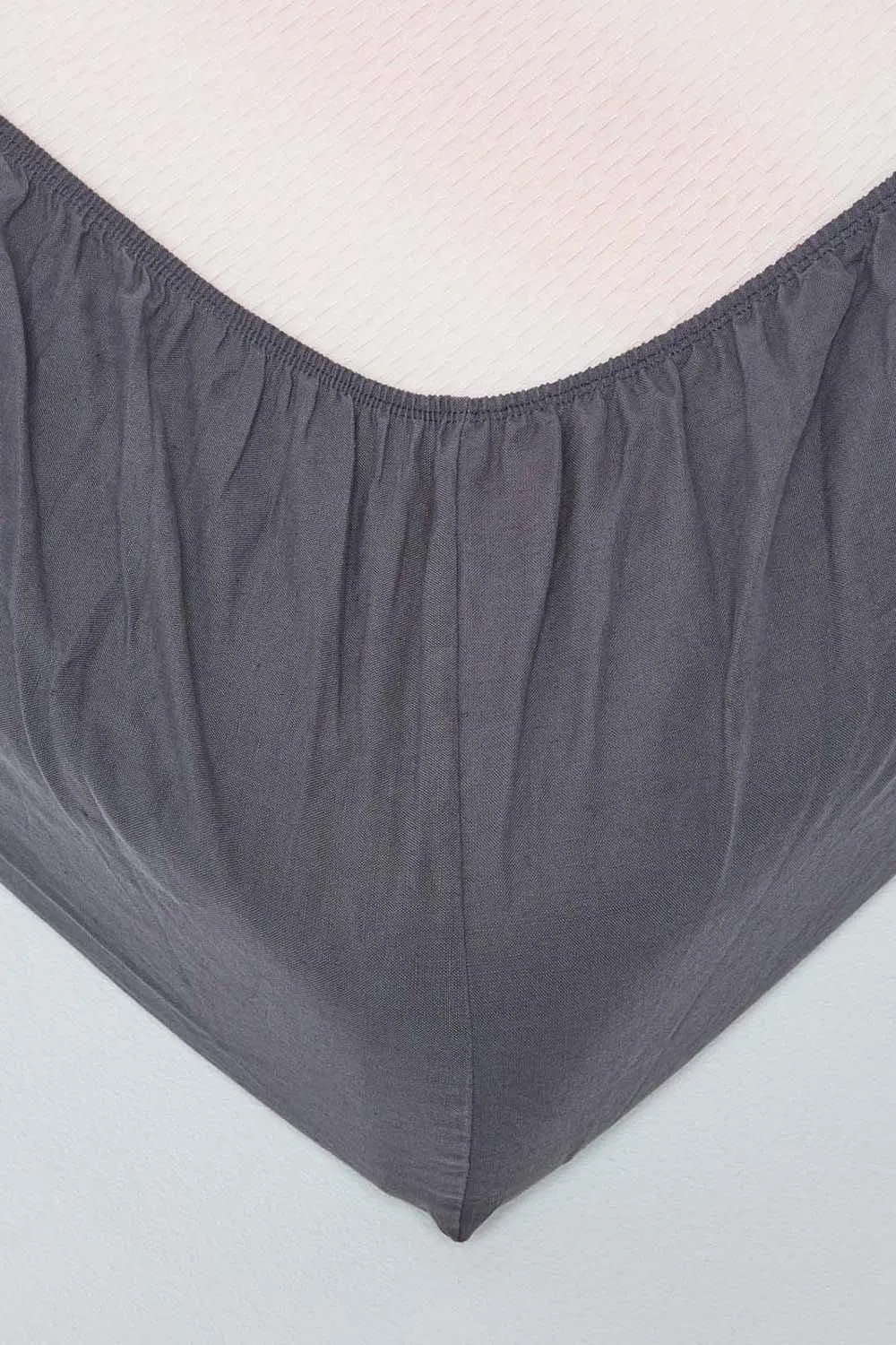 Homescapes Luxury Soft Plain Linen Deep Fitted Sheet 18 inch Deep in Dark Grey 2