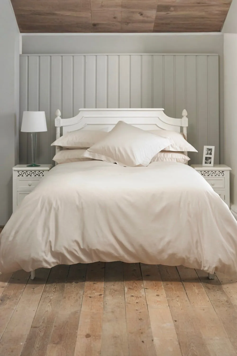 The Lyndon Company Luxury 800 Thread Count 100% Cotton Duvet Cover Bedding Set Hotel Quality in White 1