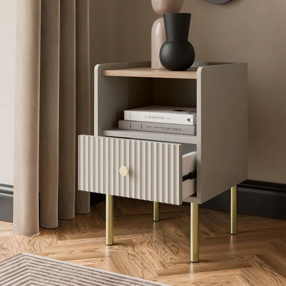 Georgi Compact Bedside Table 2