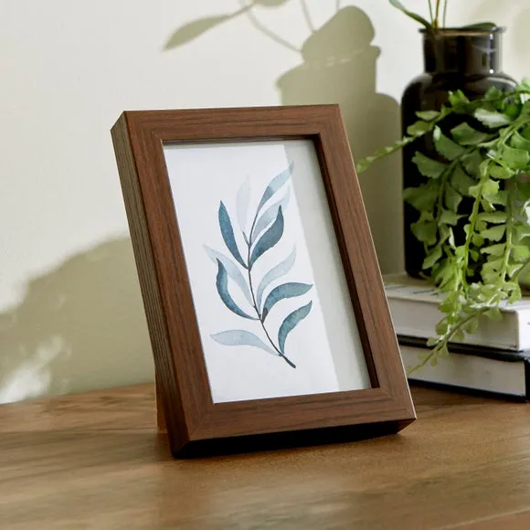 Essentials Photo Frame