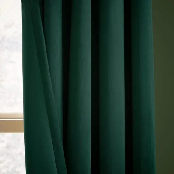 Luxe Velour Eyelet Curtains (Blackout Available) 3