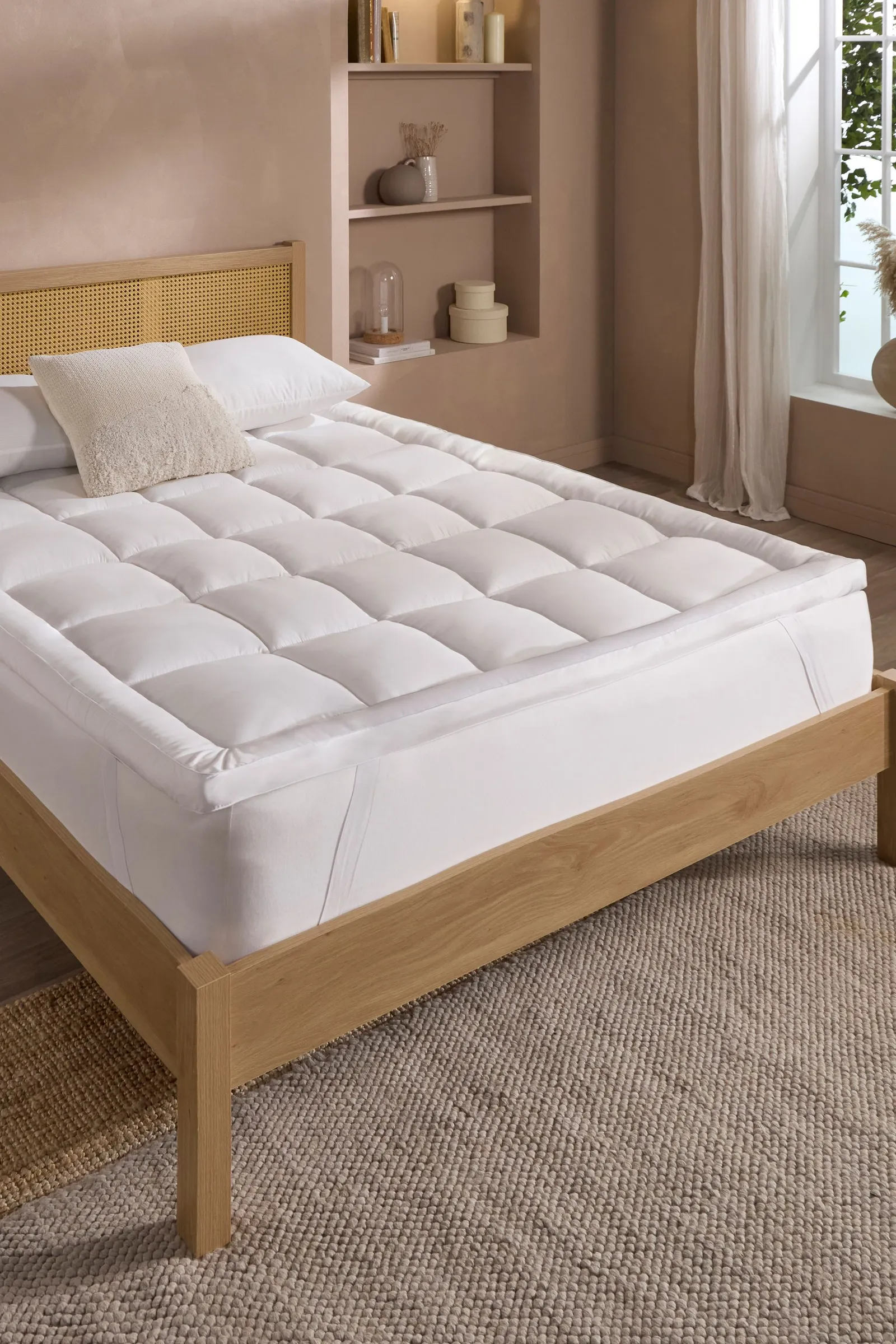 Slumberdown Sleep Soundly Deep 5cm Mattress Topper in White
