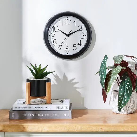 Simple Round Wall Clock