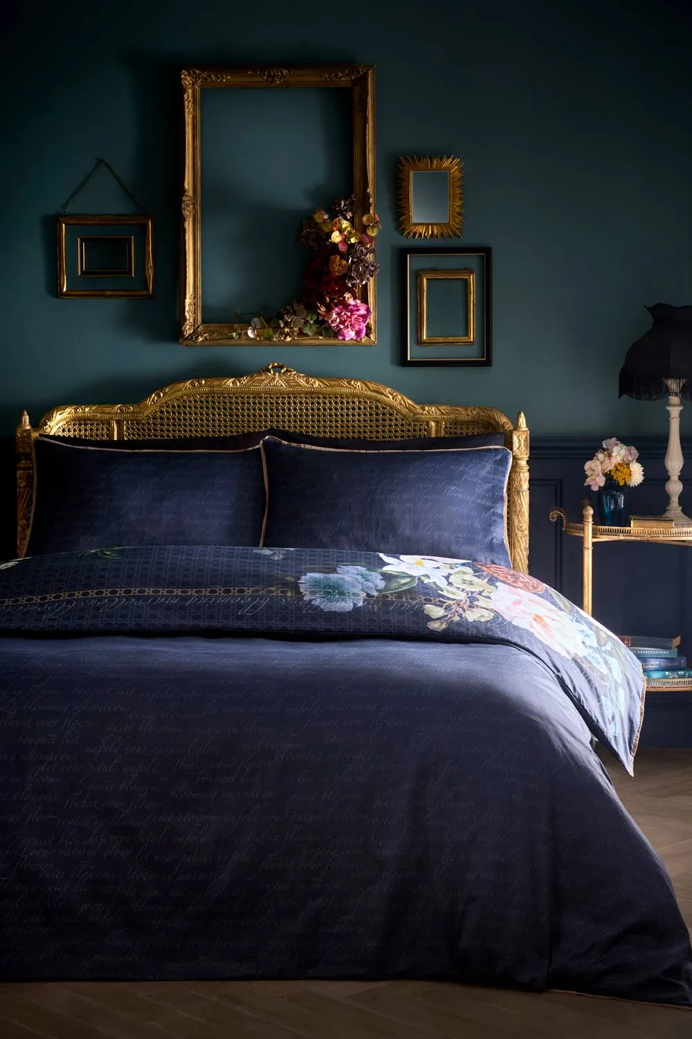 Laurence Llewelyn-Bowen 'Bouquet List' 100% Cotton Sateen Floral Duvet Cover Set in Navy 4