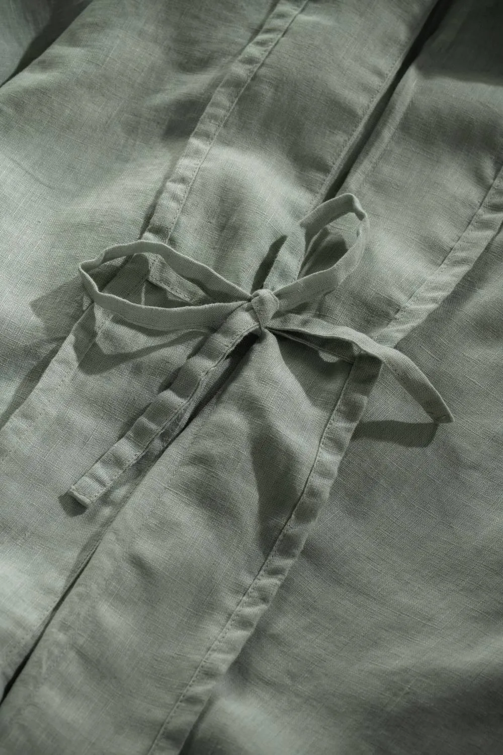 Soak&Sleep Misty Green French Linen Duvet Cover in Pale Green 2
