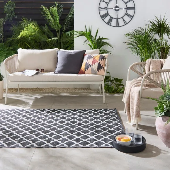Woven Trellis Indoor Outdoor Mat