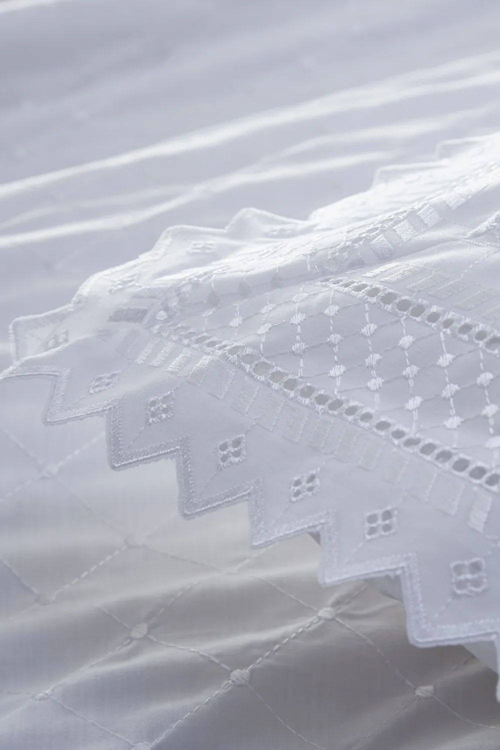 Portfolio Home Broderie Anglaise Duvet Cover Set in White 3