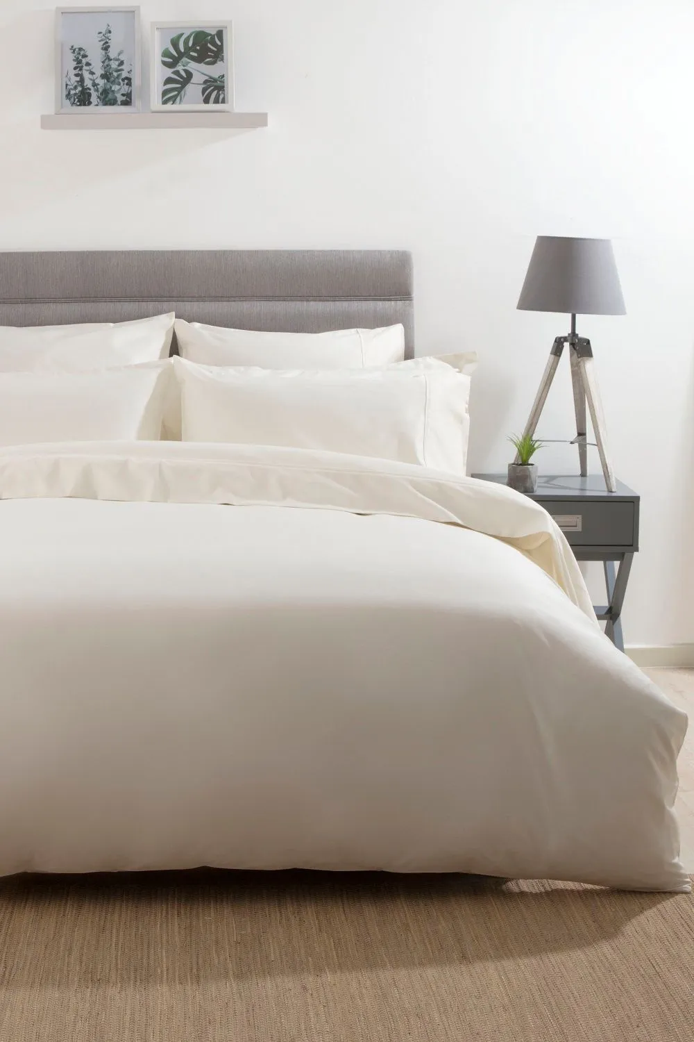 Belledorm Premium Blend 500 Thread Count Duvet Cover in Ivory 1