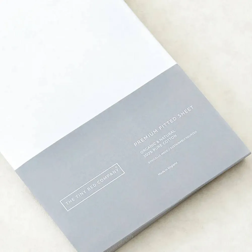 The Tiny Bed Company Premium Cotton Fitted Sheet to fit Stokke Sleepi V2 - 122 x 68cm in White