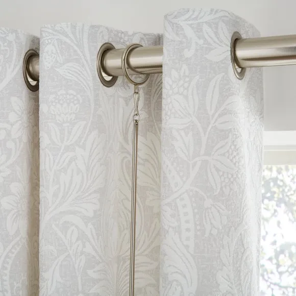 Metal Curtain Draw Rods 1