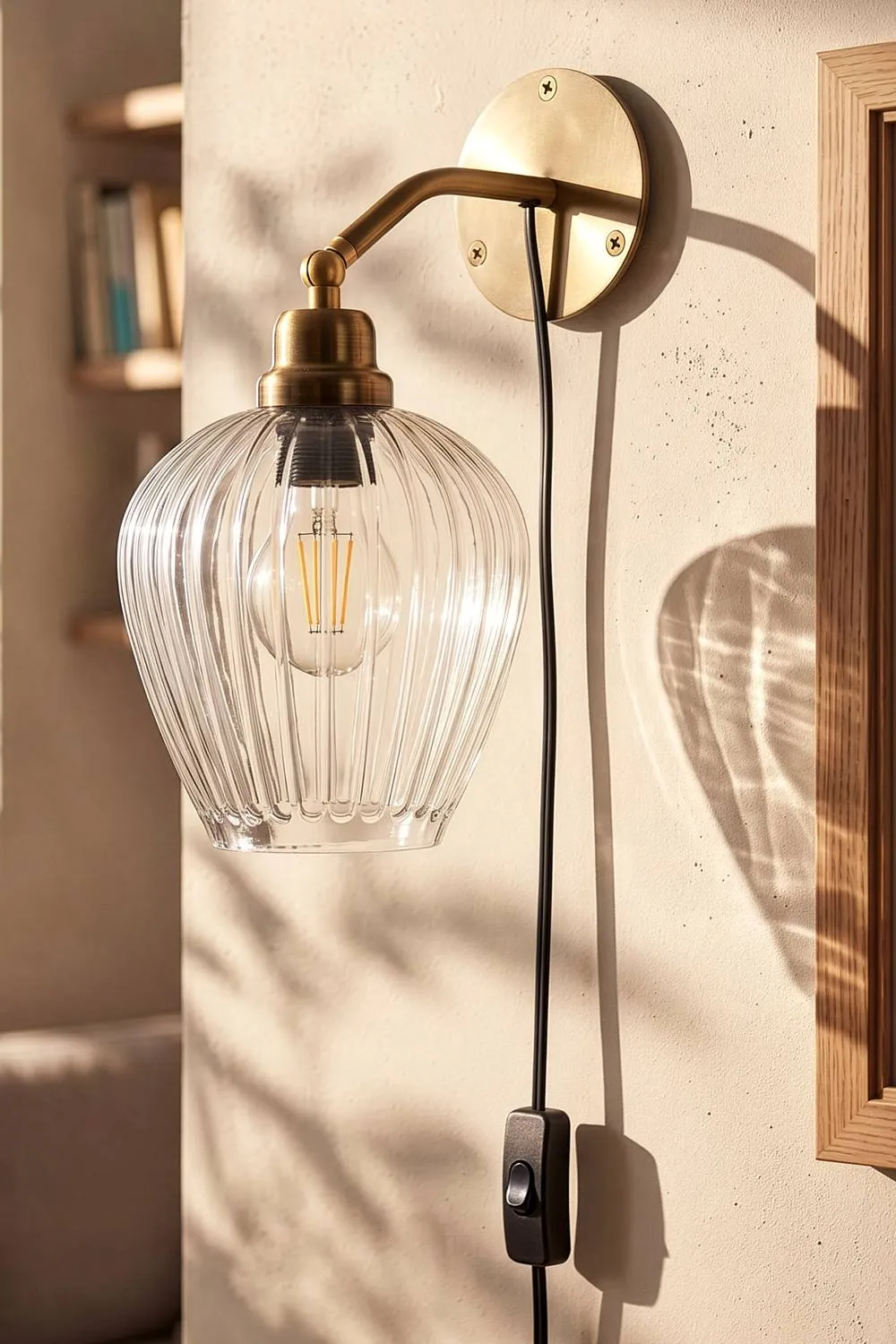 Dibor Pleated Brass-Finish Wall Light in Gold