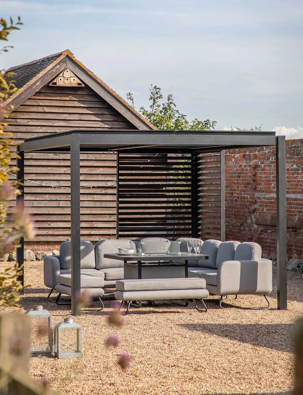Gallery Direct Messina Pergola Louvre Screen Black