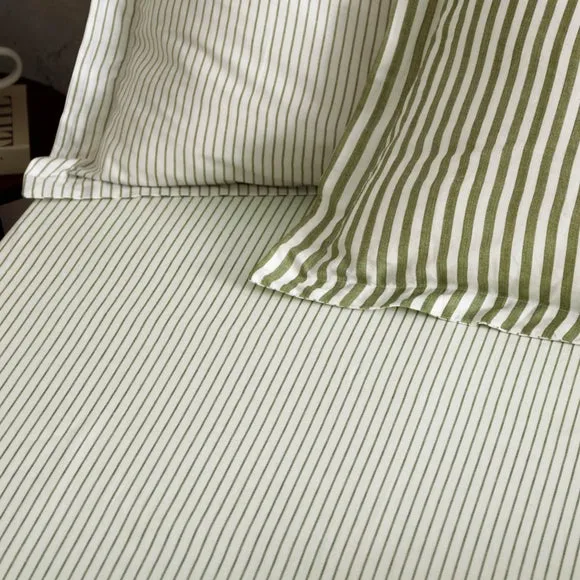Hebden Narrow Stripe 100% Cotton Fitted Sheet 2