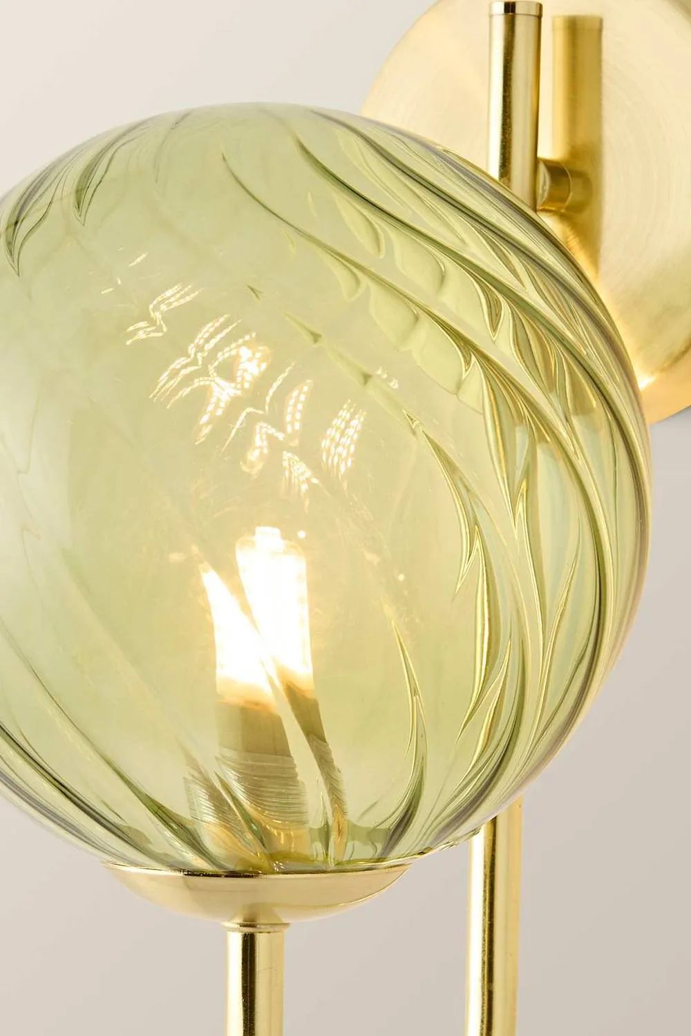 ValueLights Sydney Single Glass Swirl Shade Metal Wall Light Fitting & Bulb in Gold 4
