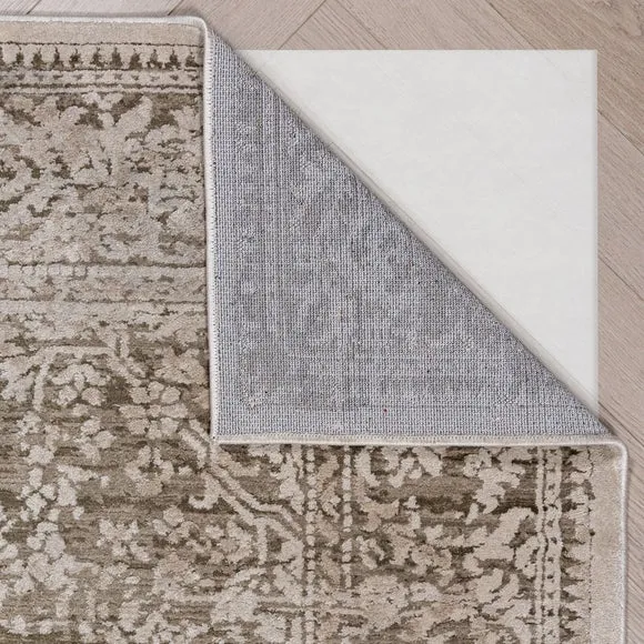 Maia Traditional Distressed Rug 3