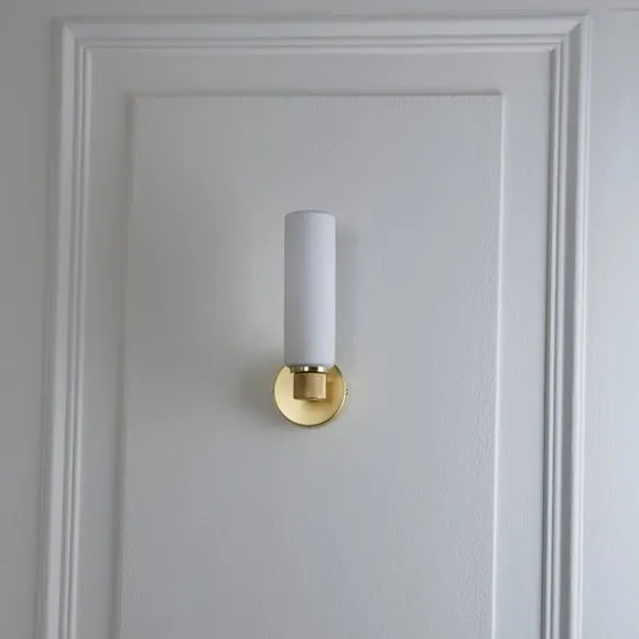 Roan Bathroom Wall Light 2