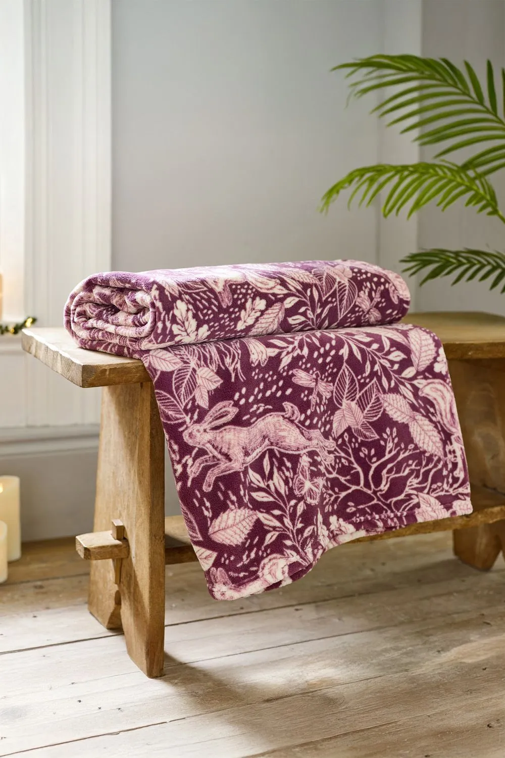 Deyongs Winter Forest 140x180cm Throw - Soft Printed Fleece Blanket - Woodland Animal Design in Pink