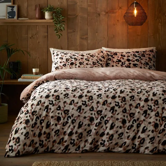 Fusion Cosy Leopard Duvet Cover & Pillowcase Set 1