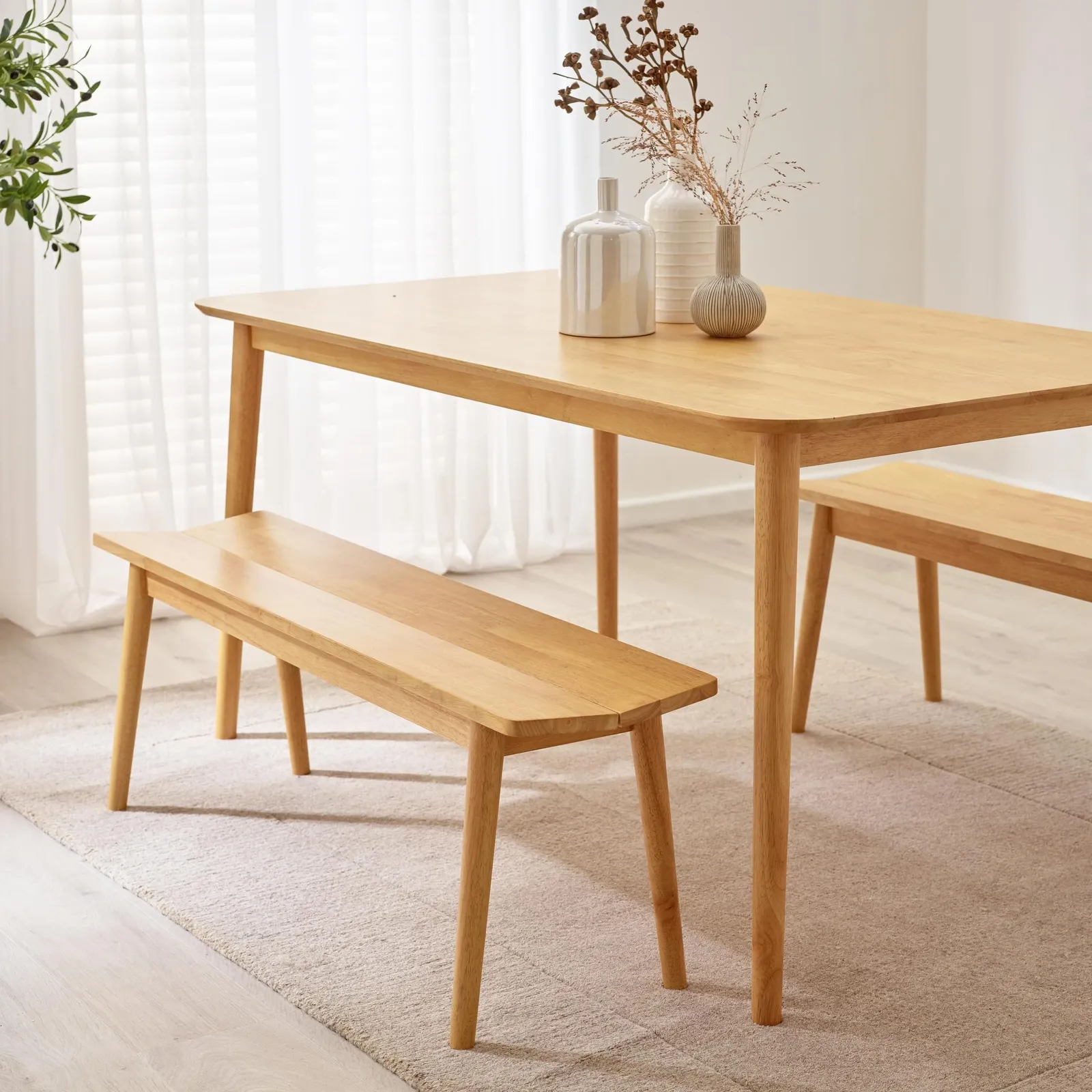 FurnitureboxUK Lynton Large Oak Effect Wooden Dining Table with 4 Millford Chairs & Bench in Light Oak 6