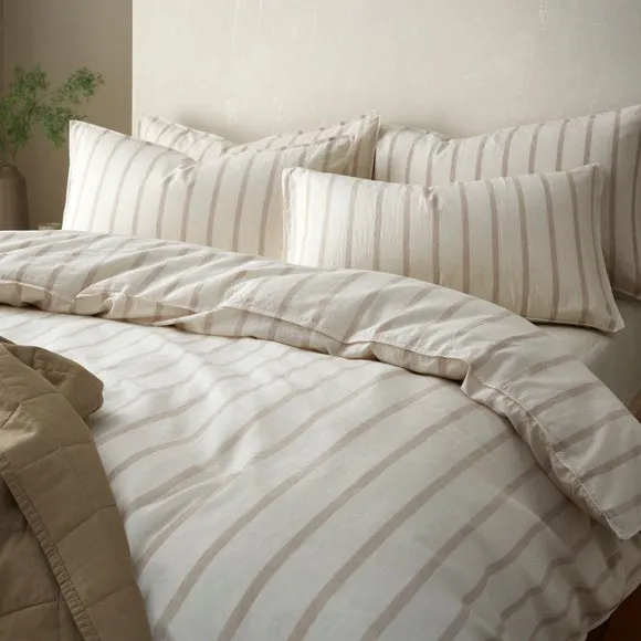 Hoveton Stripe Cotton Linen Duvet Cover & Pillowcase Set 5