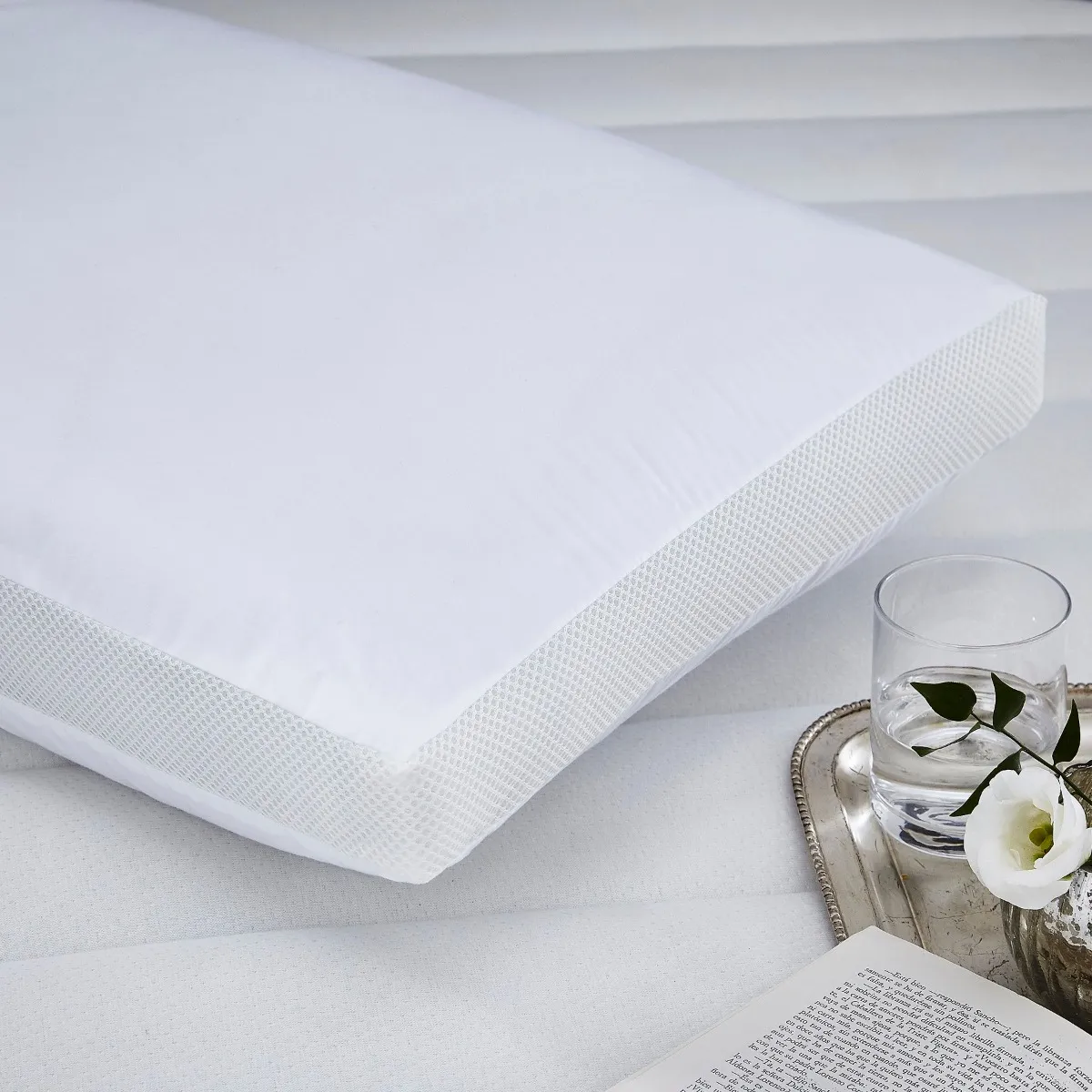 Silentnight Latex Core Pillow - Medium
