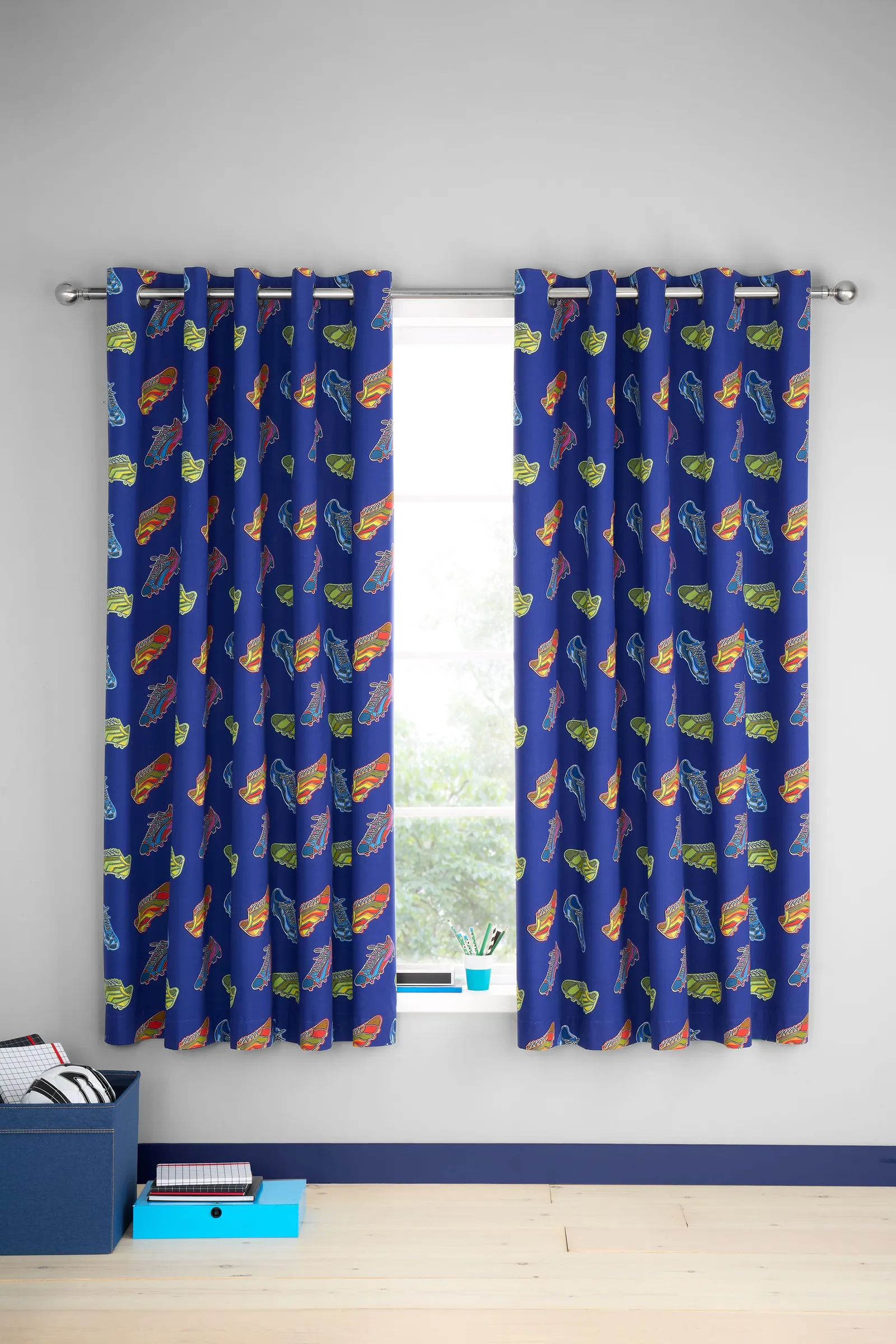 Catherine Lansfield 'Bright Football' Fully Reversible Eyelet Curtains in Navy 2