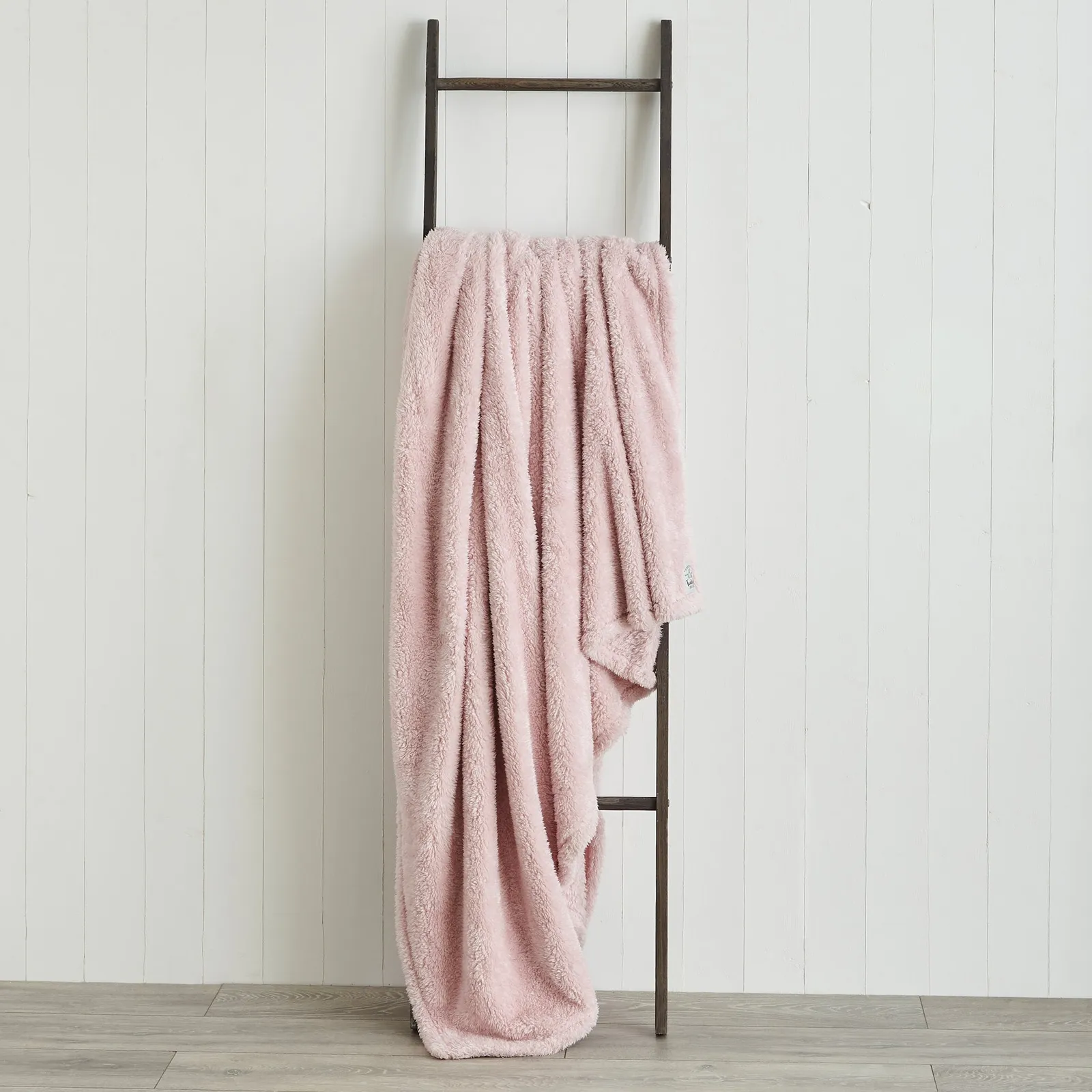 Teddy Bear Throw Pink