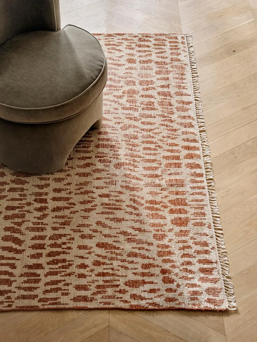 Helibronn Rug, Rust, 200 x 300cm