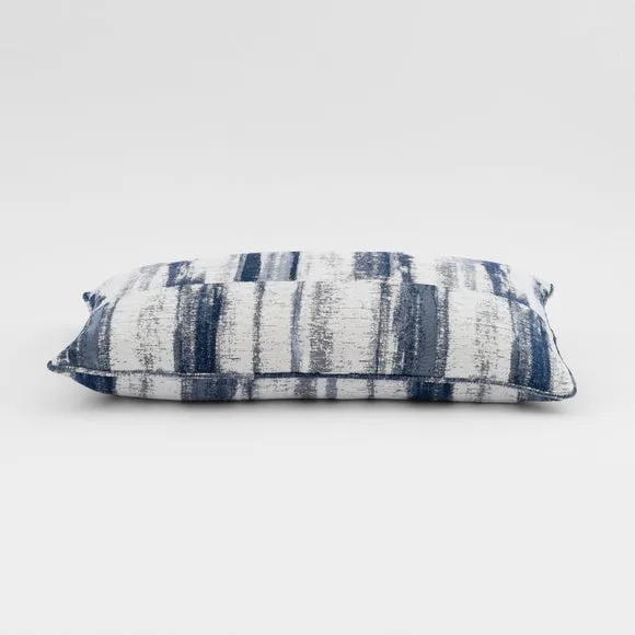 Greyson Rectangle Cushion 4