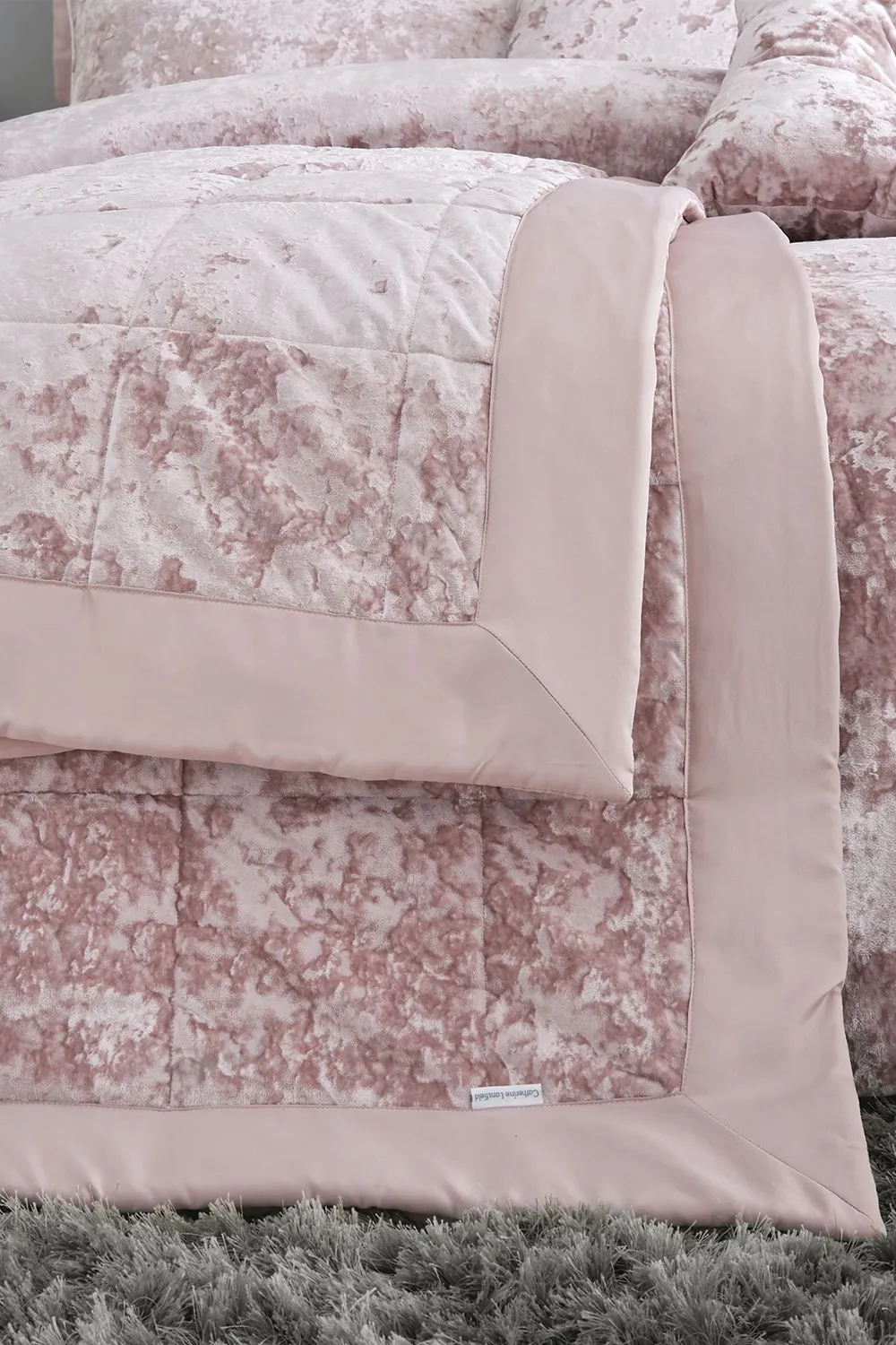 Catherine Lansfield 'Crushed Velvet' Bedspread in Pink