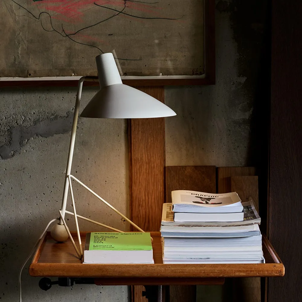 &Tradition Tripod Table Lamp Black 4