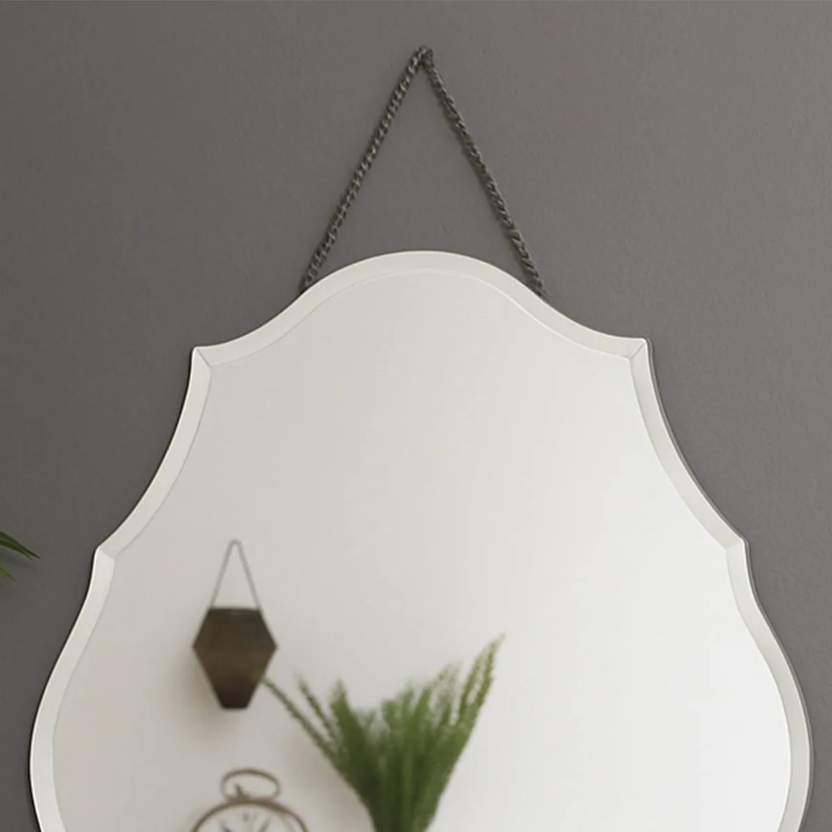 Melody Maison Ornate Frameless Bevelled Wall Mirror in Clear 2