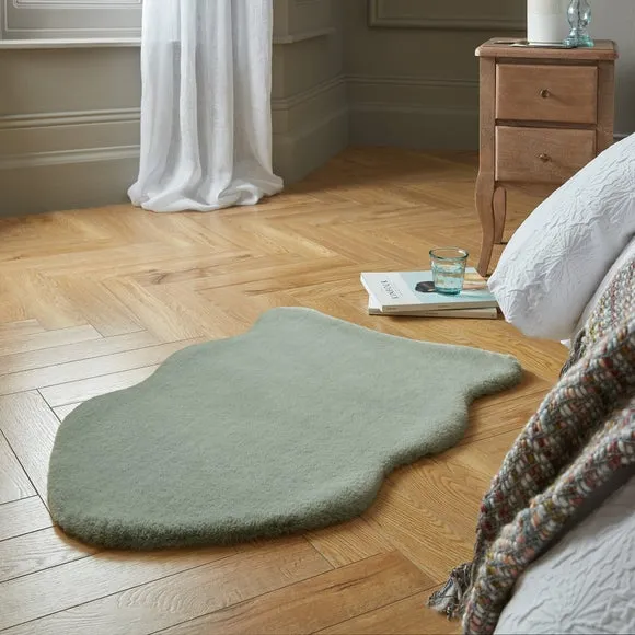 Supersoft Single Pelt Faux Fur Rug 1