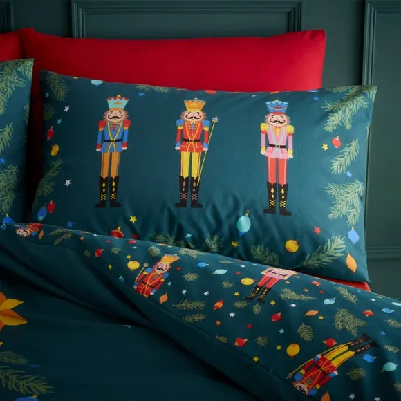 Catherine Lansfield Christmas Nutcracker Reversible Green Duvet Cover & Pillowcase Set 2
