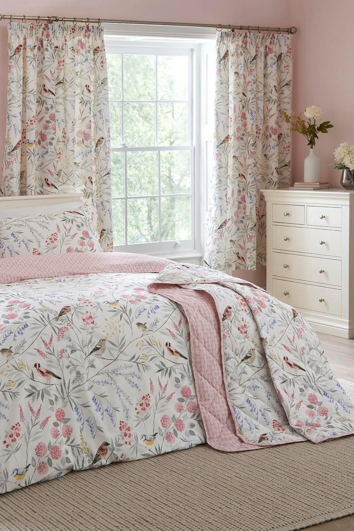 Dreams & Drapes 'Caraway' Printed Quilted Bedspread in Pink 2
