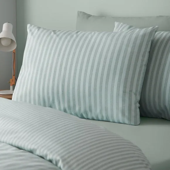 Catherine Lansfield Epping Textured Stripe Reversible Polycotton Duvet Cover & Pillowcase Set 2