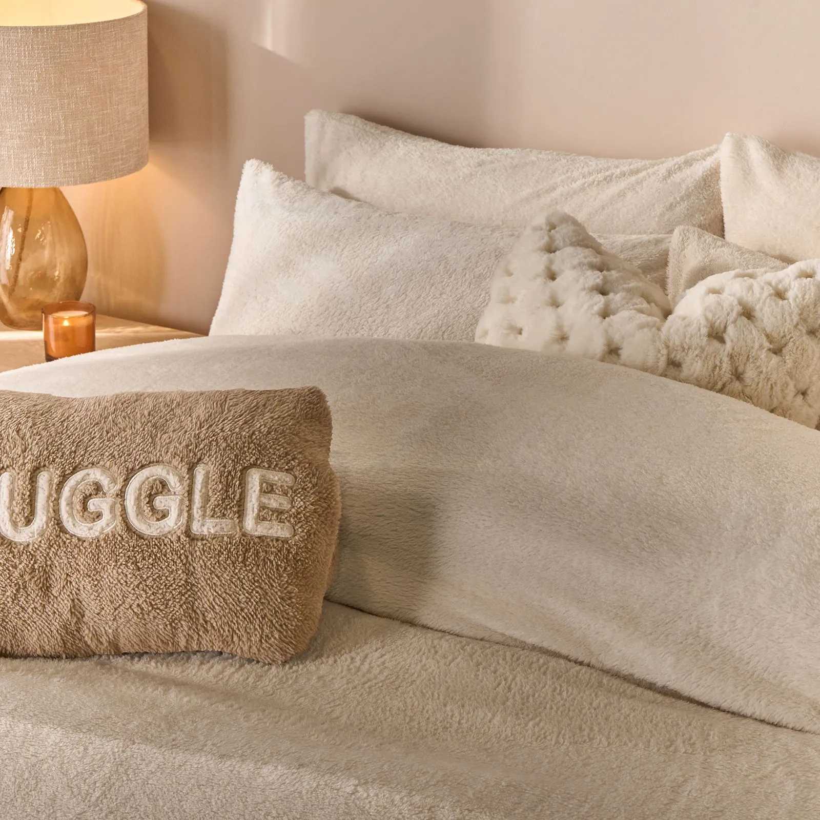OHS 2 Pack Thermal Teddy Fleece Pillowcase Cover in Cream