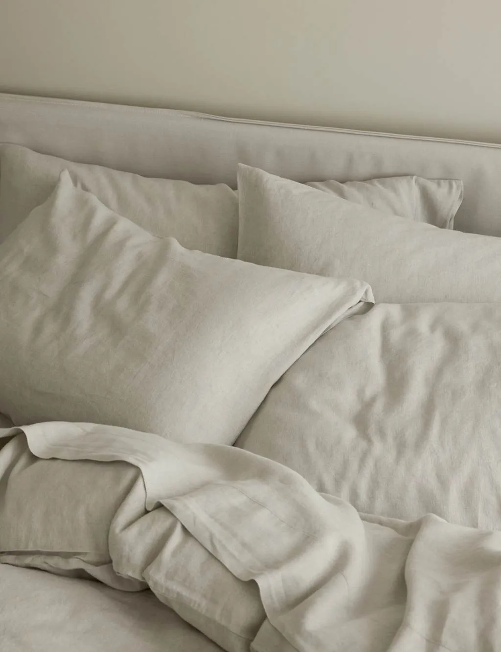Piglet In Bed Linen Rich Pillowcase Set Oatmeal