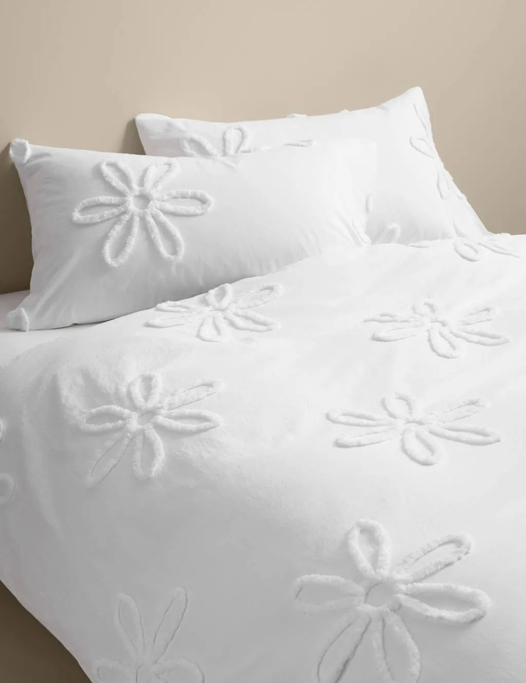 M&S Pure Cotton Tufted Floral Bedding Set White