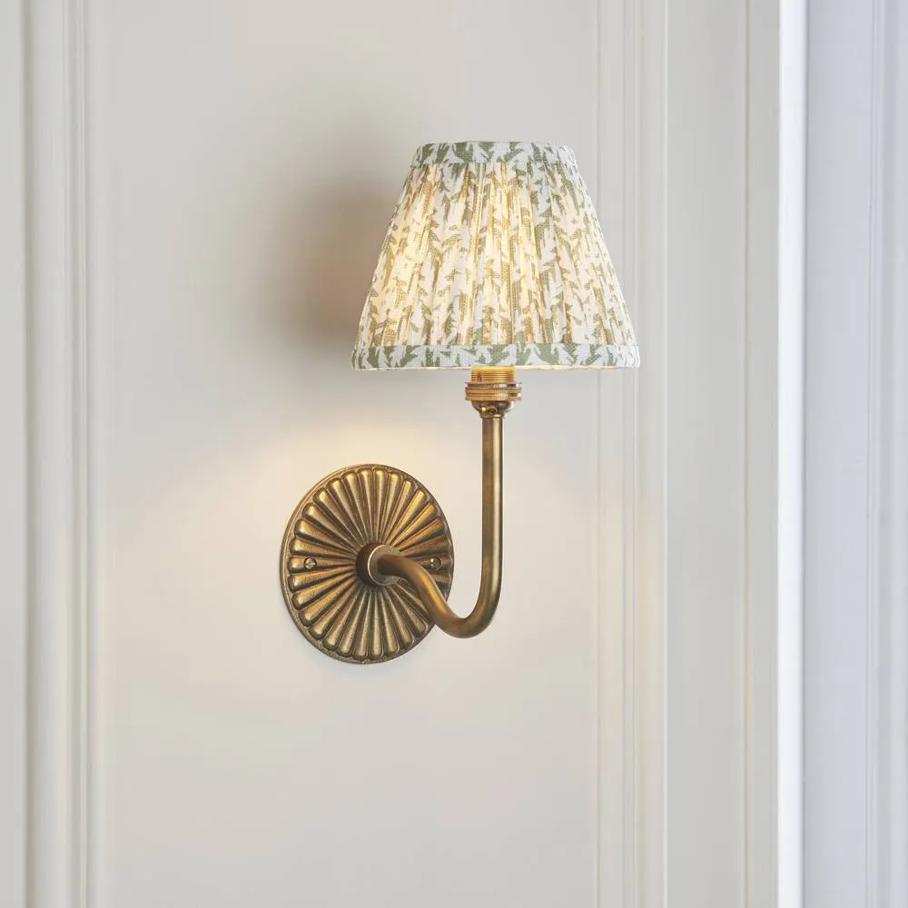 Netlighting Dahlia Swan & Leaf 16cm Wall Lamp Antique Brass Herb Garden Green in Gold 4
