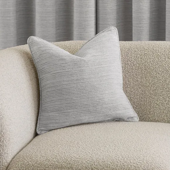 Hemmingway Chenille Cushion 1