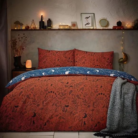 Furn. Witchy Vibes Duvet Cover and Pillowcase Set Rust 4