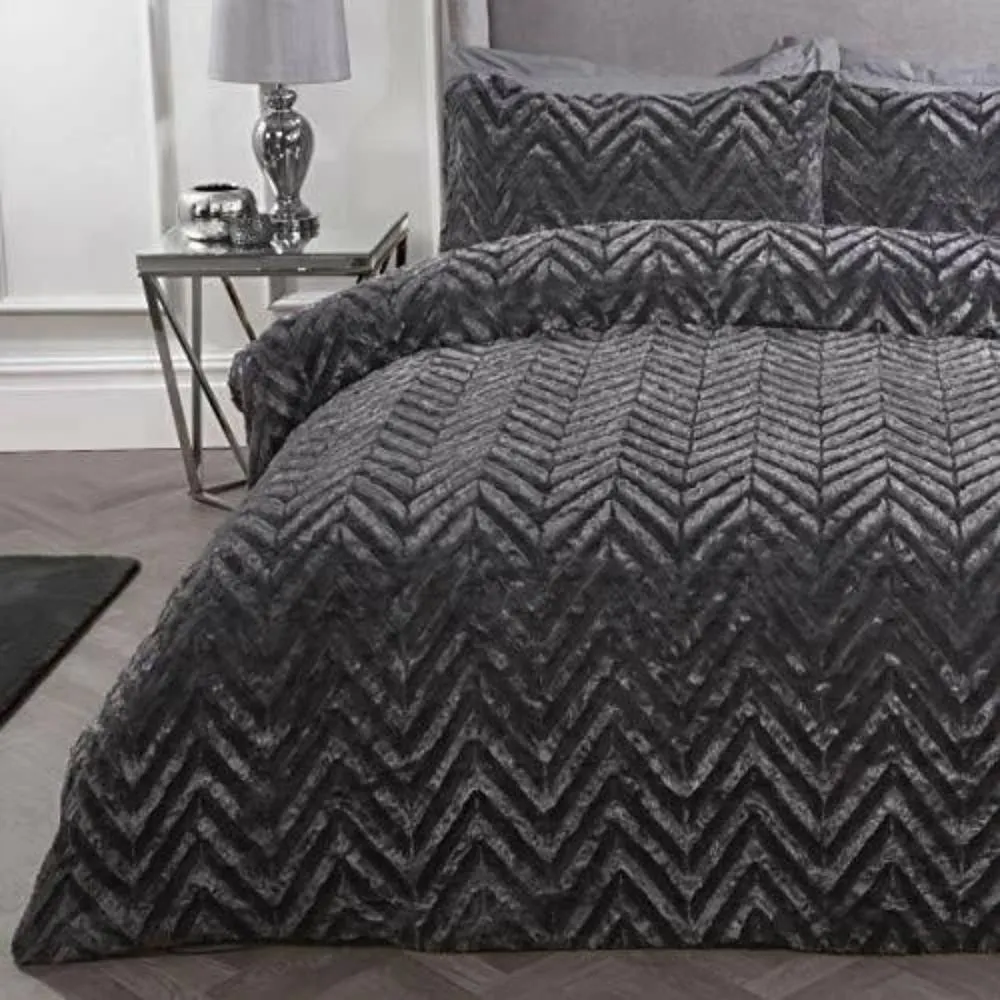 Smart Living Luxury Chevron Airblown Faux Fur Duvet Cover with Pillowcases in Charcoal 3