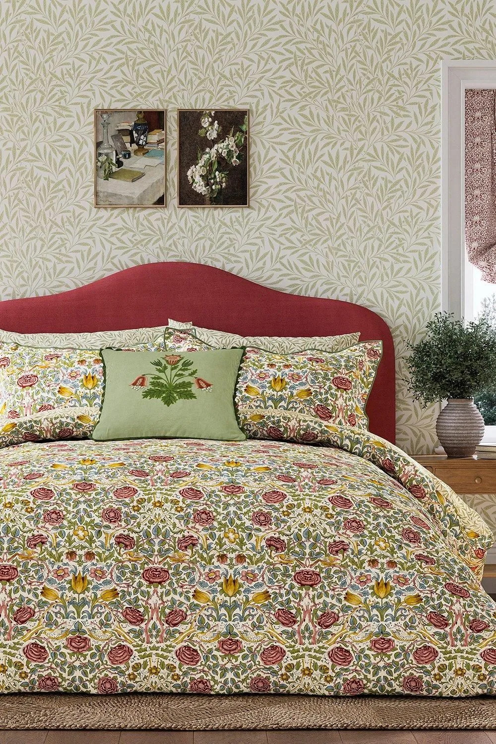 Morris & Co 'Rose' Cotton Duvet Cover Set