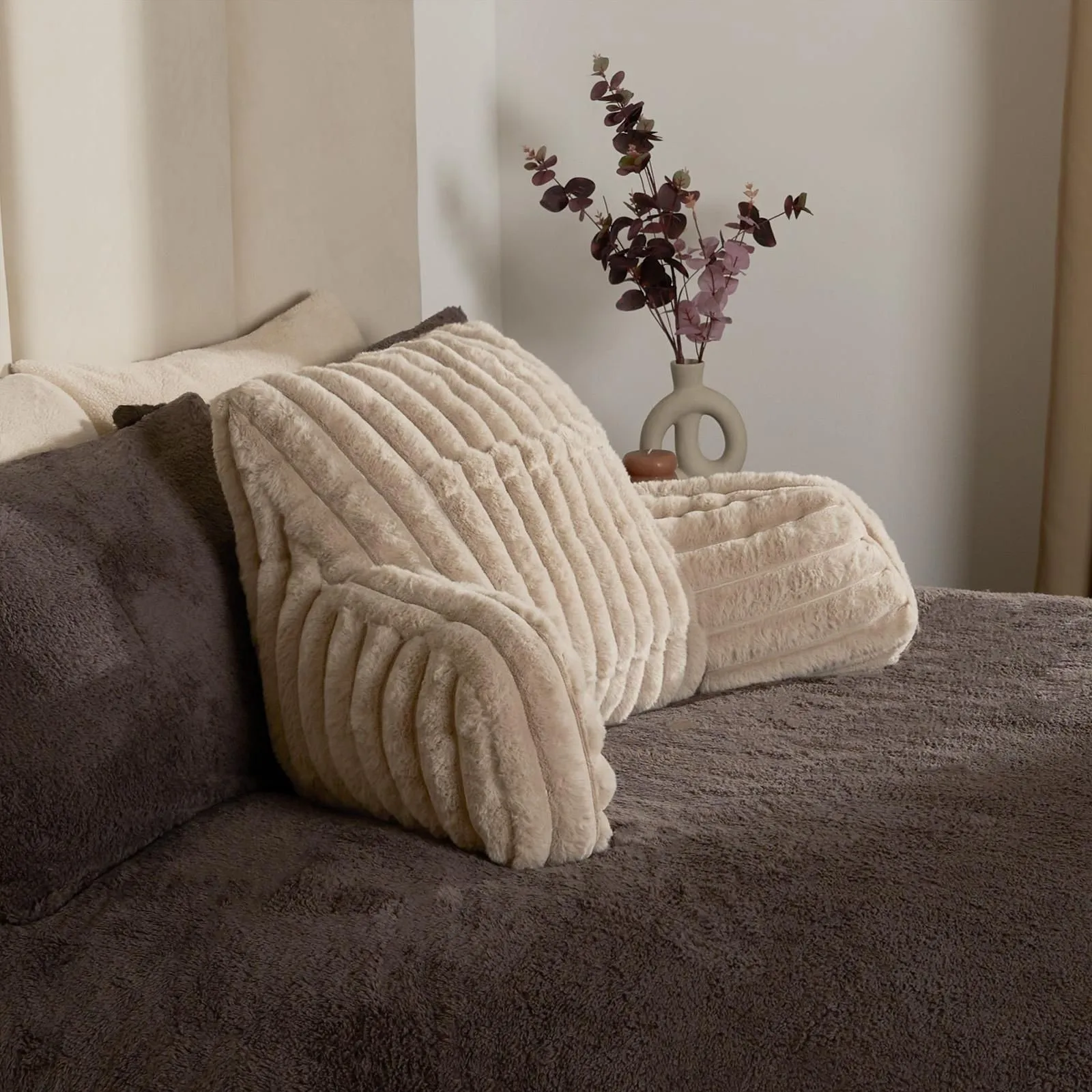 OHS Faux Fur Ribbed Reading Pillow Super Soft Heatable Cuddle Cushion in Natural