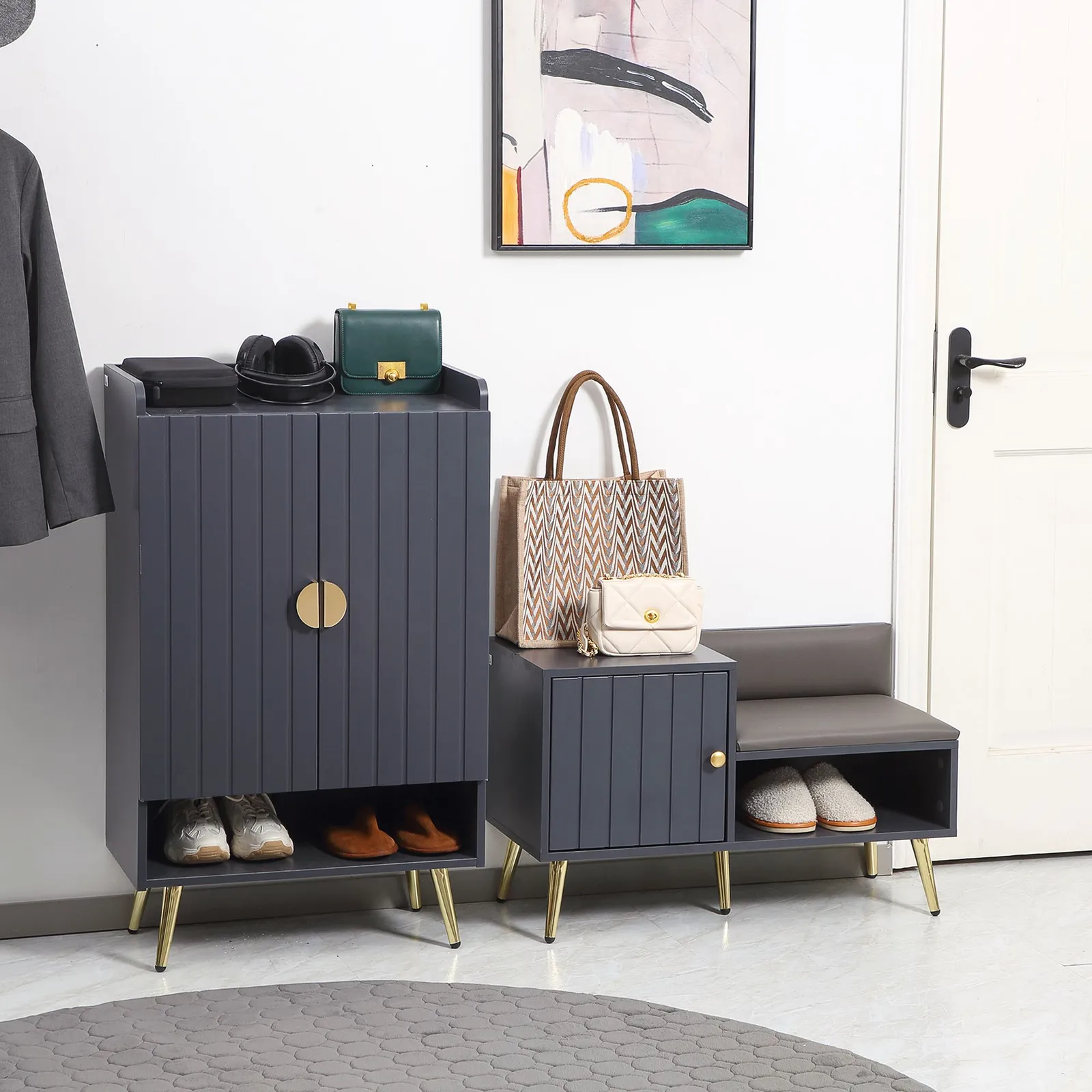 HOMCOM Shoe Bench with Storage Cabinet, Seating Cushion in Grey