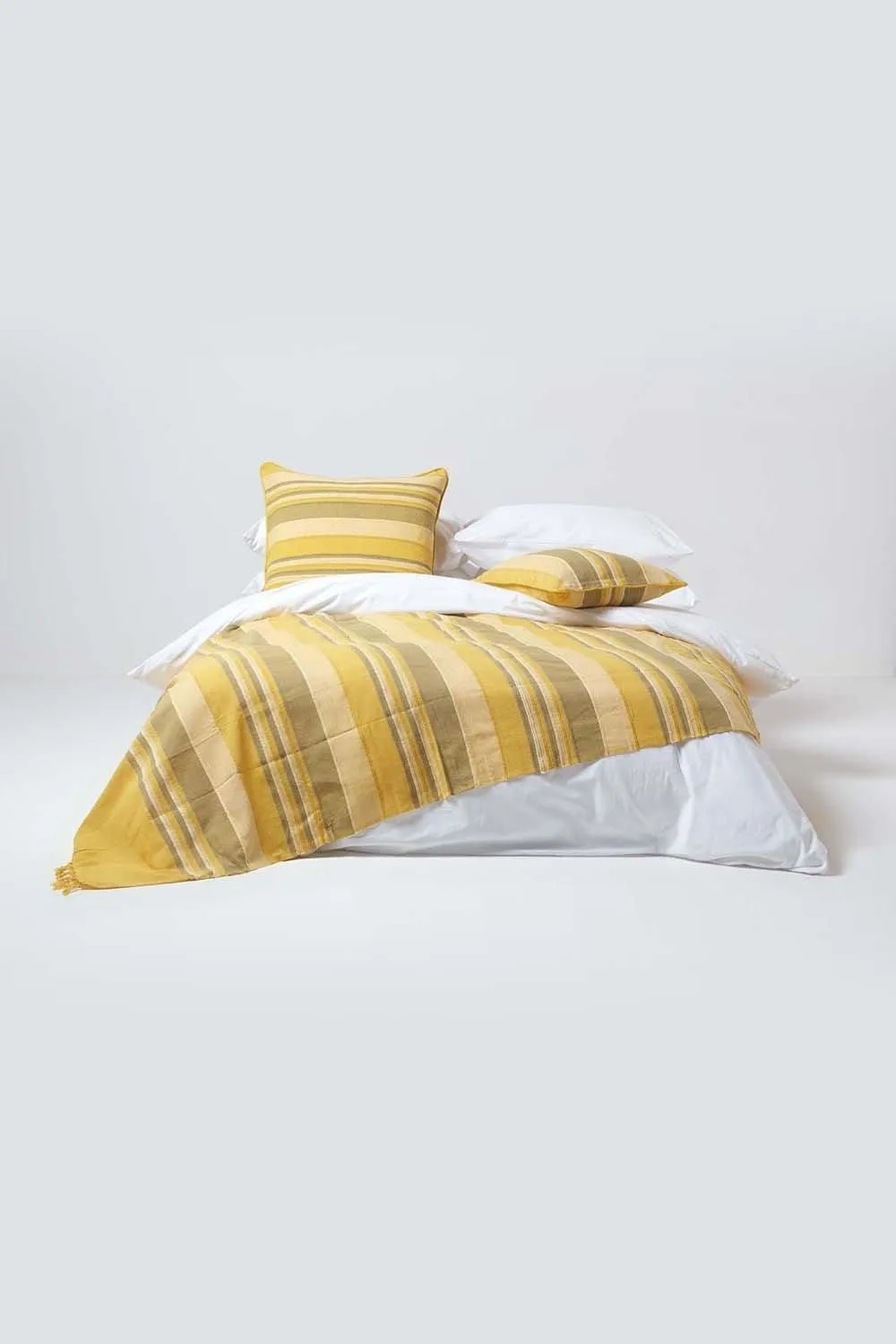 Homescapes Cotton Striped Morocco Cushion Cover in Yellow 4