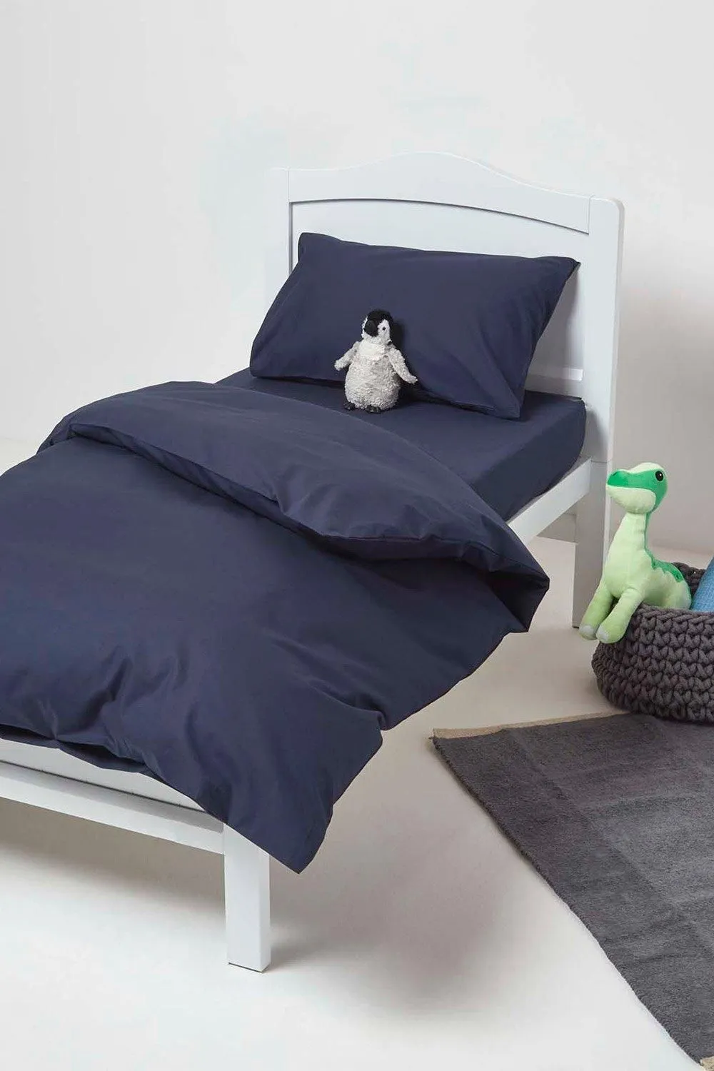 Homescapes Cotton Cot Bed Duvet Cover Set 200 Thread Count in Navy 2