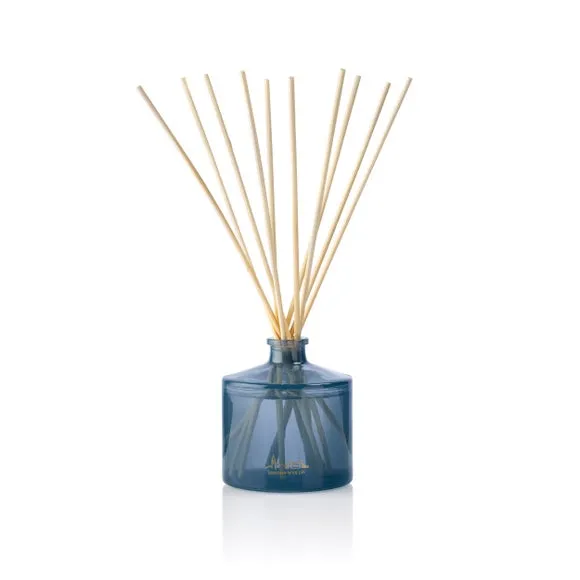 The London Wax Co Seashore Stroll Diffuser 2