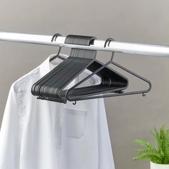 Set of 30 Plastic Hangers